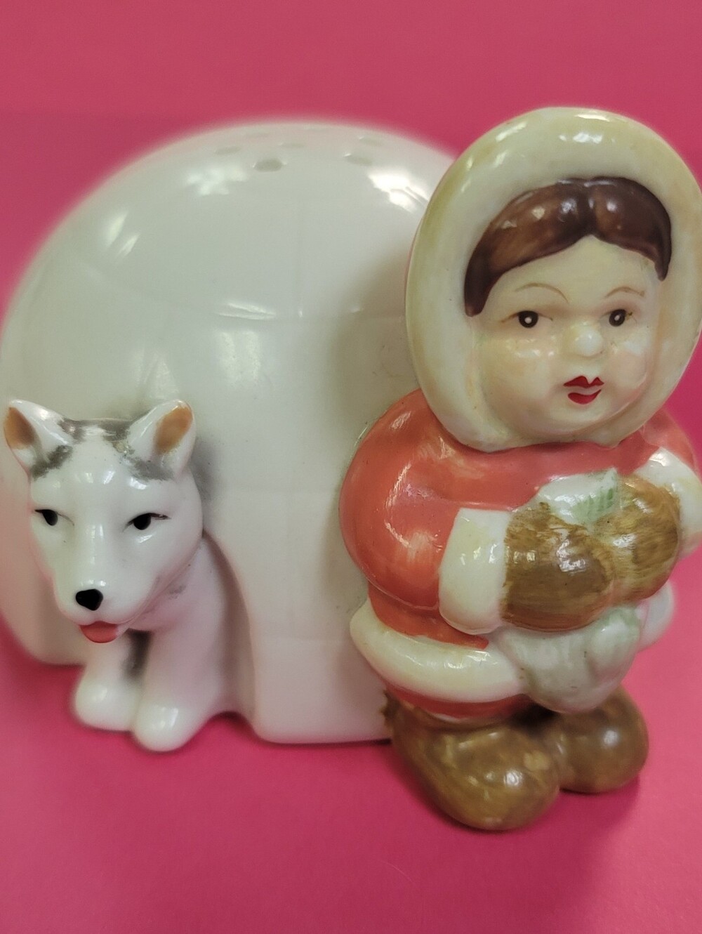 Ceramic Scent/pomander Igloo, Eskimo Girl & Husky - White and Red